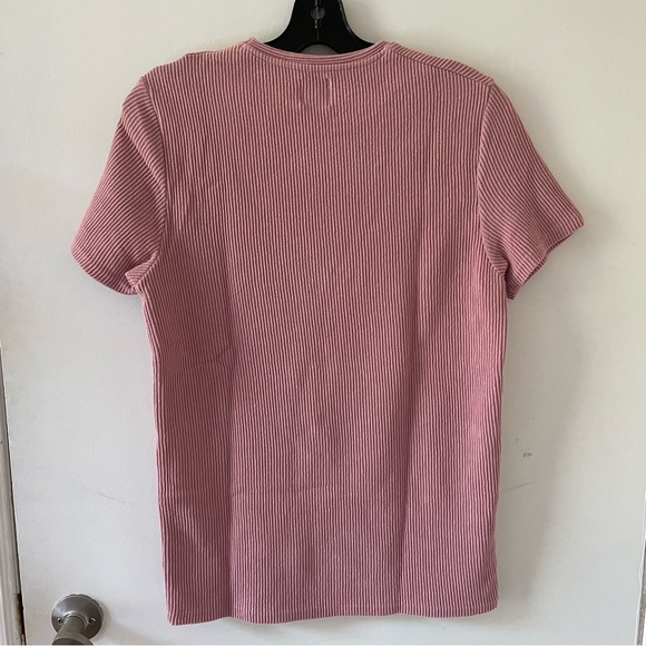 Pink ripple tee - Picture 2 of 5